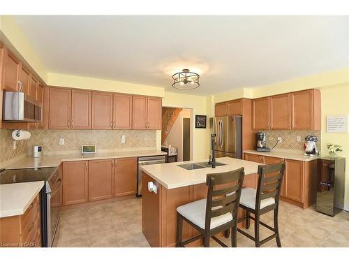 56 Mcknight Avenue, Waterdown, ON - Indoor Photo Showing Kitchen