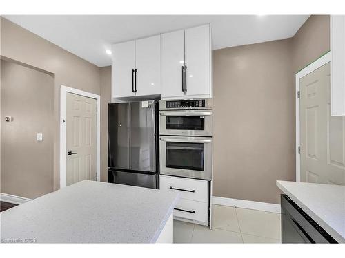 334 Cannon Street E, Hamilton, ON - Indoor Photo Showing Kitchen