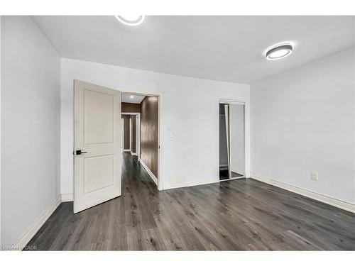 334 Cannon Street E, Hamilton, ON - Indoor Photo Showing Other Room