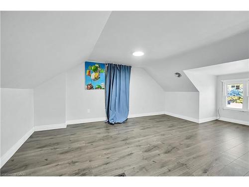 334 Cannon Street E, Hamilton, ON - Indoor Photo Showing Other Room