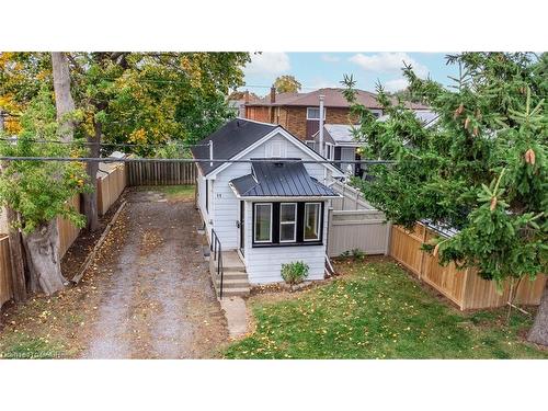 11 Perry Street  St. Catharines, ON L2R 1K7