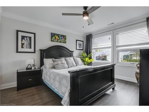 47 Bishop Reding Trail, Hamilton, ON - Indoor Photo Showing Bedroom