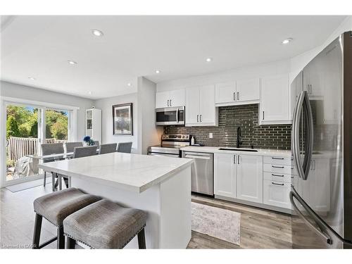2152 Pelee Boulevard, Oakville, ON - Indoor Photo Showing Kitchen With Stainless Steel Kitchen With Upgraded Kitchen