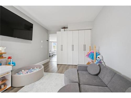 2152 Pelee Boulevard, Oakville, ON - Indoor