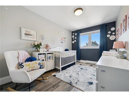 2152 Pelee Boulevard, Oakville, ON - Indoor Photo Showing Bedroom