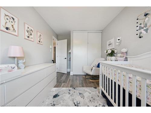 2152 Pelee Boulevard, Oakville, ON - Indoor Photo Showing Bedroom
