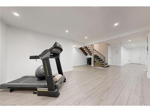 3205 Rolling Stone Court, Mississauga, ON - Indoor Photo Showing Gym Room