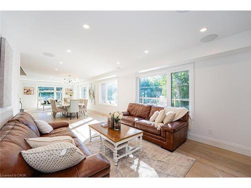 8767 Twiss Road, Milton, ON - Indoor Photo Showing Living Room