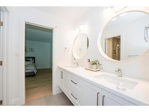 8767 Twiss Road, Milton, ON - Indoor Photo Showing Bathroom