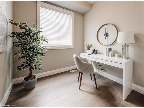 435 Westhaven Street, Waterloo, ON - Indoor