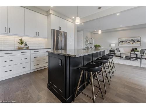 435 Westhaven Street, Waterloo, ON - Indoor Photo Showing Kitchen With Upgraded Kitchen
