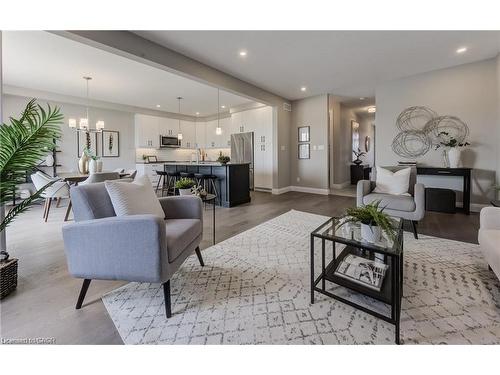 435 Westhaven Street, Waterloo, ON - Indoor Photo Showing Living Room