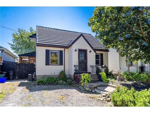 4 Lincoln Avenue, St. Catharines, ON - Outdoor