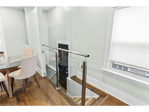 18 Park Row N, Hamilton, ON - Indoor Photo Showing Dining Room