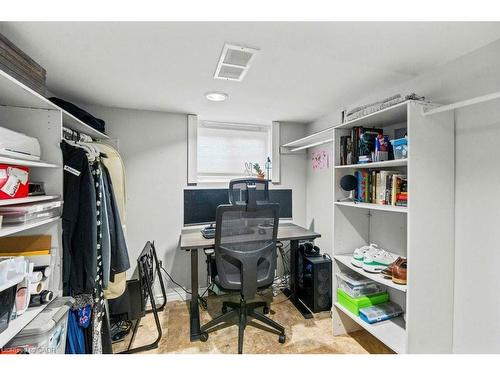 18 Park Row N, Hamilton, ON - Indoor Photo Showing Office