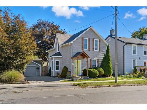 28 Mount Pleasant Street  Brantford, ON N3T 1S6