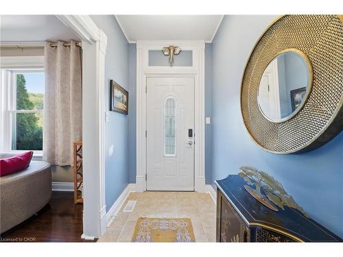 28 Mount Pleasant Street, Brantford, ON - Indoor Photo Showing Other Room