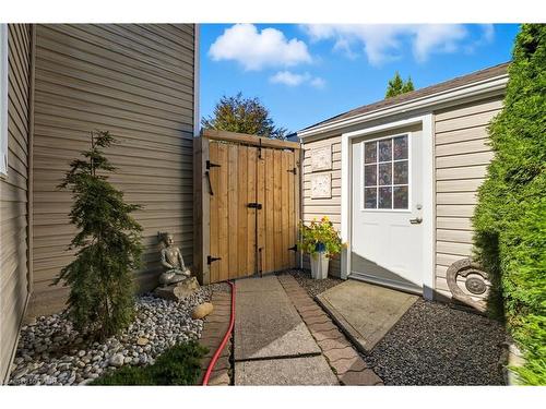 28 Mount Pleasant Street, Brantford, ON - Outdoor With Exterior