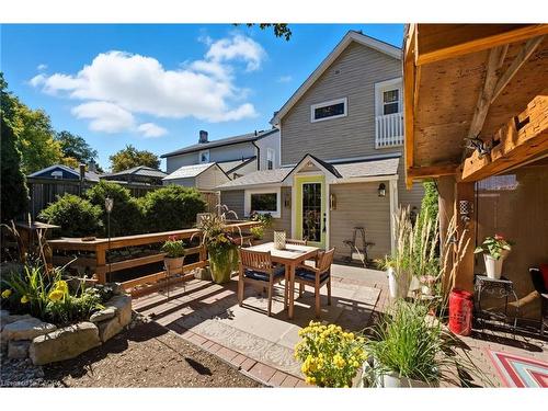 28 Mount Pleasant Street, Brantford, ON - Outdoor With Deck Patio Veranda