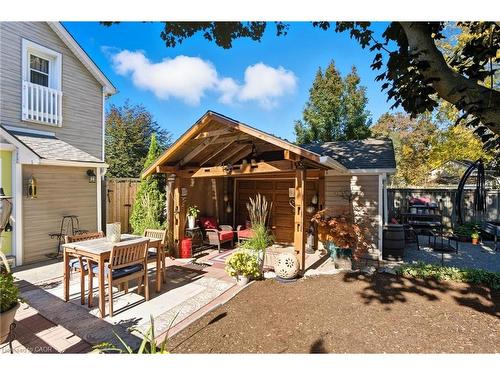 28 Mount Pleasant Street, Brantford, ON - Outdoor