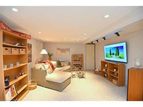 2 Novoco Drive, Hamilton, ON - Indoor