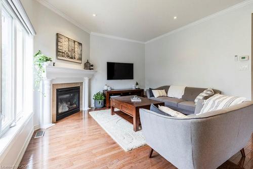 2350 Norland Drive, Burlington, ON - Indoor Photo Showing Living Room With Fireplace
