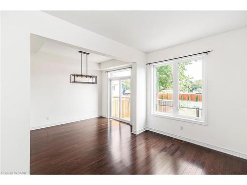 22-45 Seabreeze Crescent, Stoney Creek, ON - Indoor Photo Showing Other Room