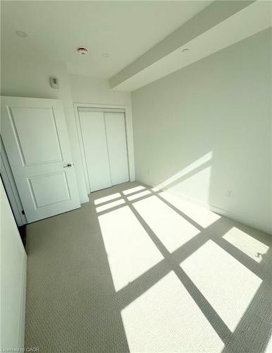 321-461 Green Road, Stoney Creek, ON - Indoor Photo Showing Other Room