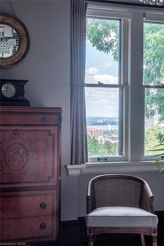 77 Claremont Drive, Hamilton, ON - Indoor