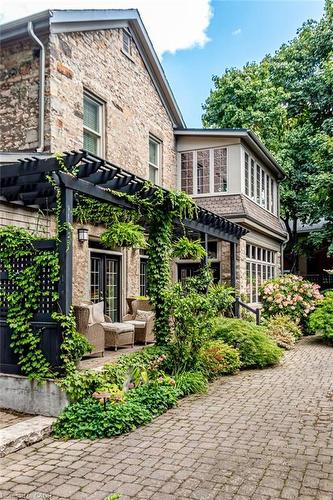 77 Claremont Drive, Hamilton, ON - Outdoor