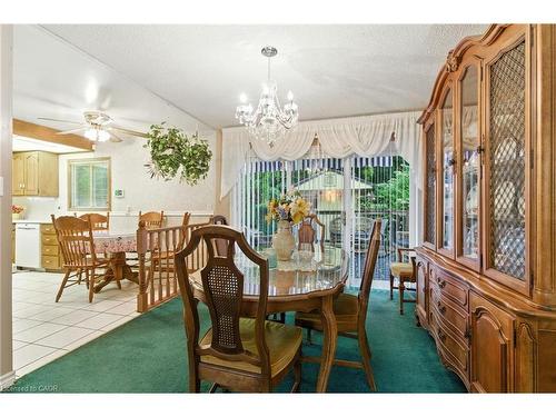 33 Bernard Street, Hamilton, ON - Indoor Photo Showing Dining Room