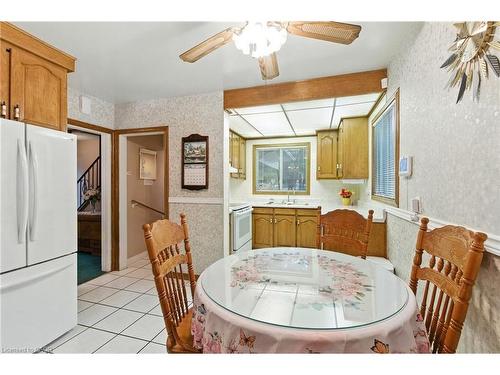 33 Bernard Street, Hamilton, ON - Indoor Photo Showing Dining Room