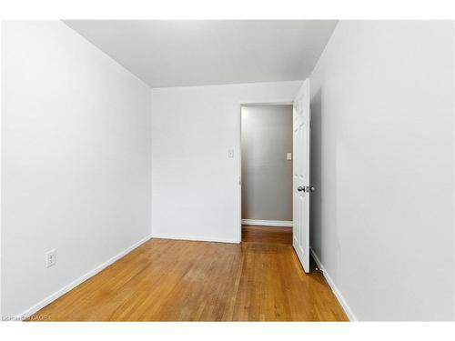 33 Bernard Street, Hamilton, ON - Indoor Photo Showing Other Room