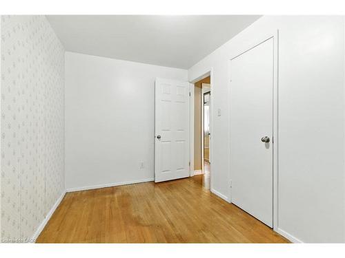 33 Bernard Street, Hamilton, ON - Indoor Photo Showing Other Room