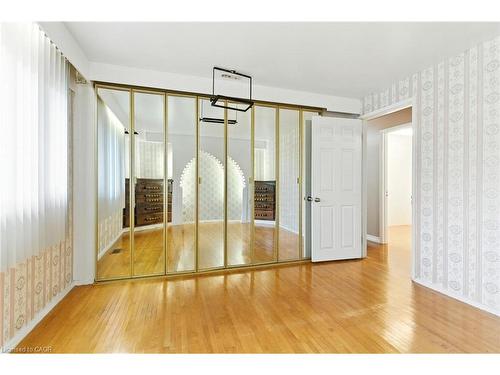 33 Bernard Street, Hamilton, ON - Indoor Photo Showing Other Room