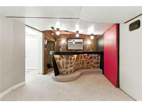 33 Bernard Street, Hamilton, ON - Indoor Photo Showing Other Room