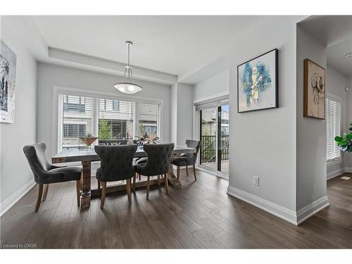 21-271 Grey Silo Road, Waterloo, ON - Indoor Photo Showing Dining Room