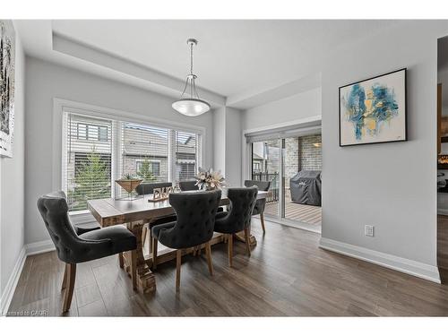 21-271 Grey Silo Road, Waterloo, ON - Indoor Photo Showing Dining Room