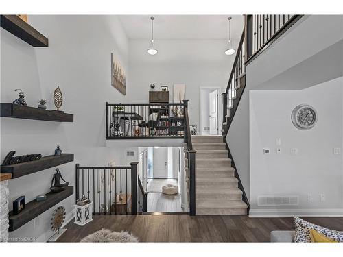 21-271 Grey Silo Road, Waterloo, ON - Indoor Photo Showing Other Room