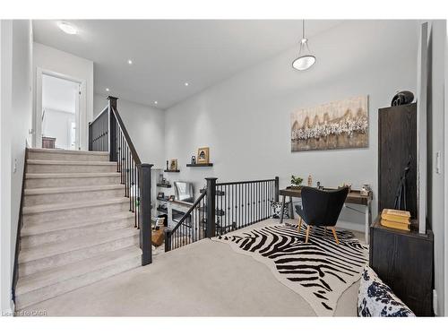 21-271 Grey Silo Road, Waterloo, ON - Indoor Photo Showing Other Room