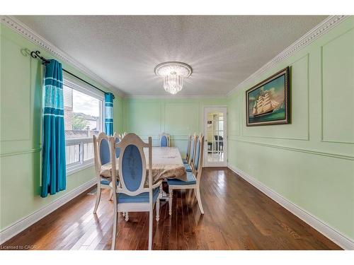 3346 Palmer Drive, Burlington, ON - Indoor Photo Showing Dining Room