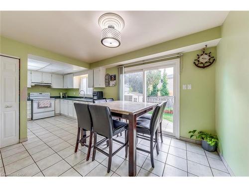 3346 Palmer Drive, Burlington, ON - Indoor Photo Showing Dining Room