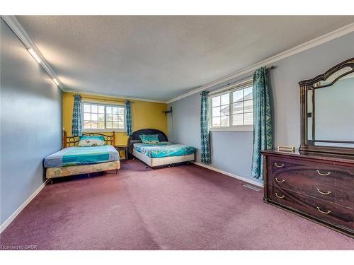 3346 Palmer Drive, Burlington, ON - Indoor Photo Showing Bedroom