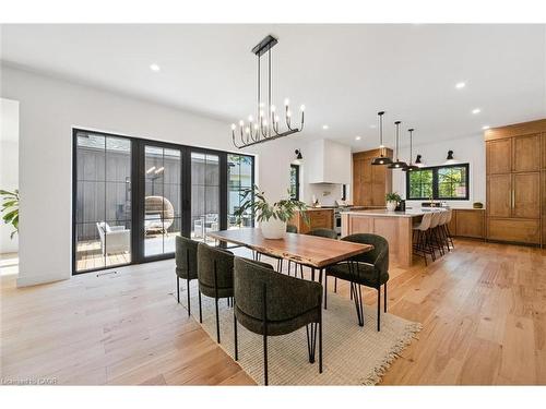 413 Huron Street, New Hamburg, ON - Indoor Photo Showing Dining Room