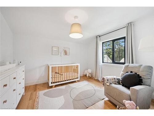 413 Huron Street, New Hamburg, ON - Indoor