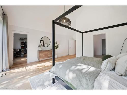 413 Huron Street, New Hamburg, ON - Indoor Photo Showing Bedroom