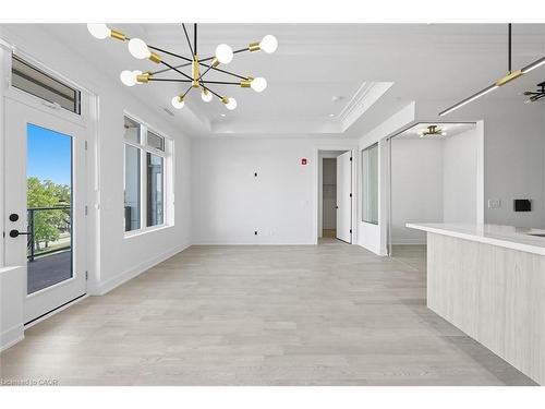 409-123 Maurice Drive, Oakville, ON - Indoor Photo Showing Other Room