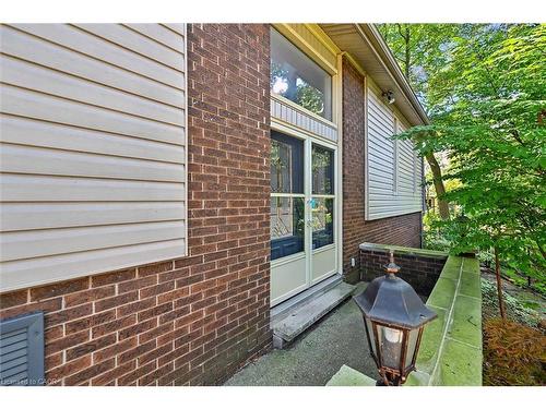 768 King Road, Burlington, ON - Outdoor With Exterior