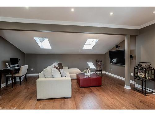 1858 Heather Hills Drive, Burlington, ON - Indoor