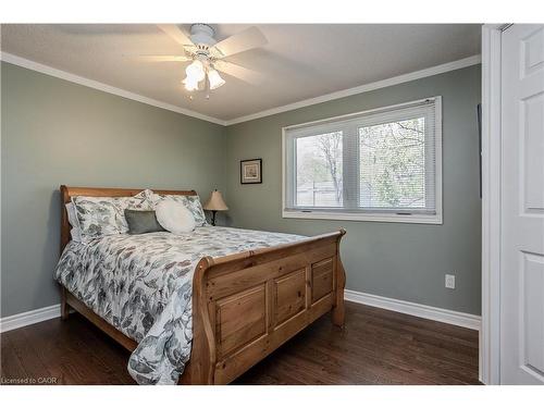 1858 Heather Hills Drive, Burlington, ON - Indoor Photo Showing Bedroom
